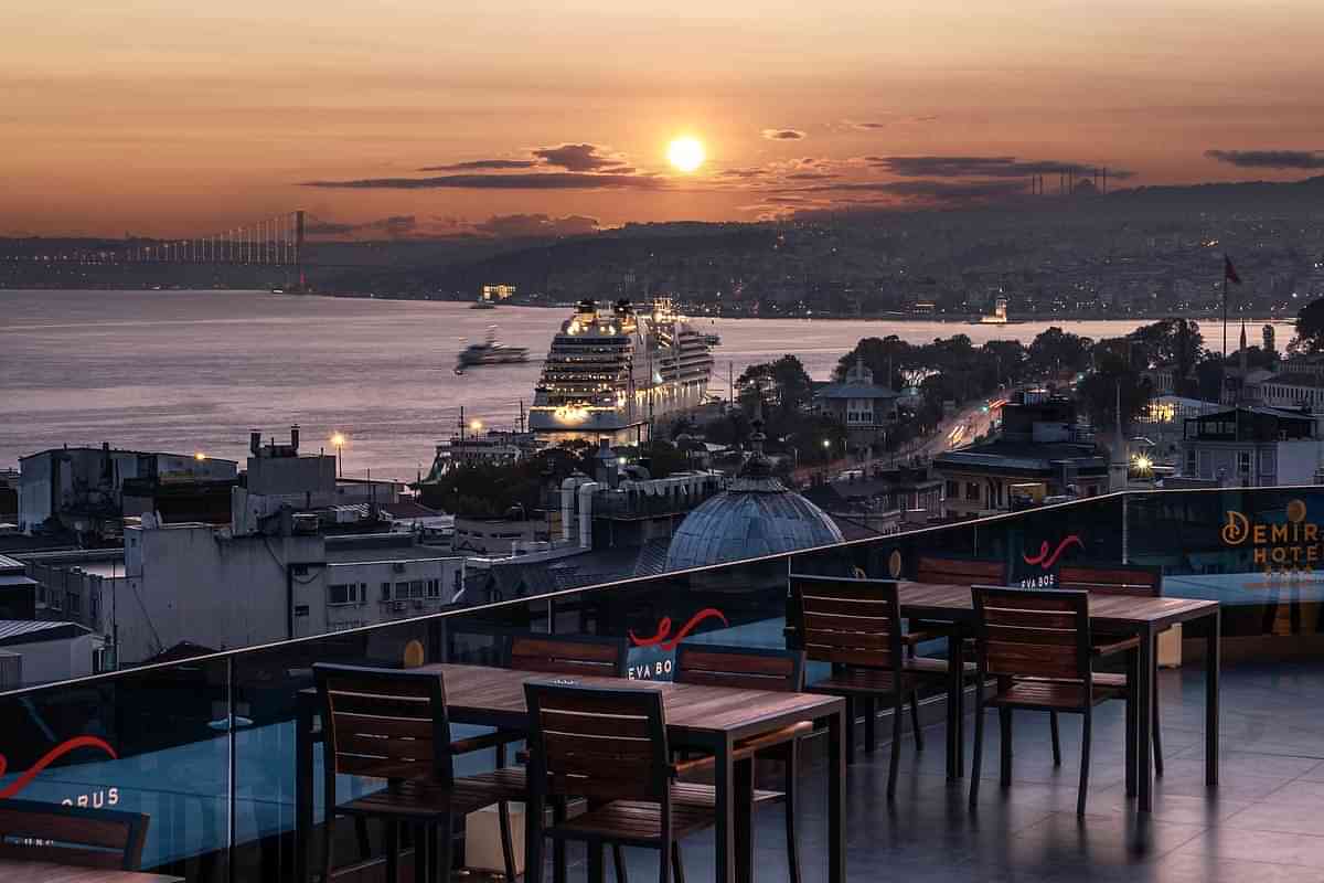 About Eva Bosphorus